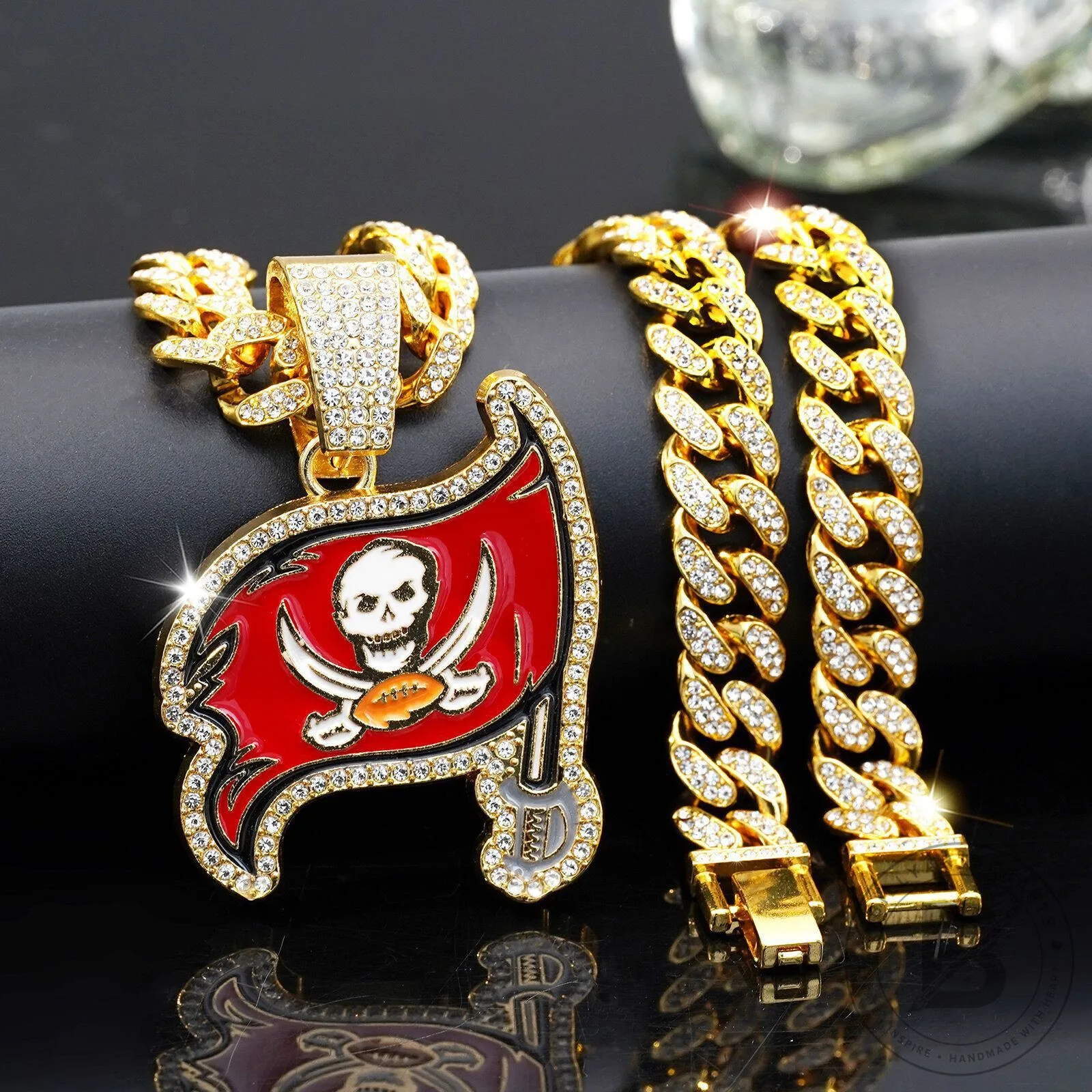Tampa Bay Buccaneers Football Team Logo Gold Chain Necklace with Rhinestones 2 Tampa Bay Buccaneers Football Team Logo Gold Chain Necklace with Rhinestones