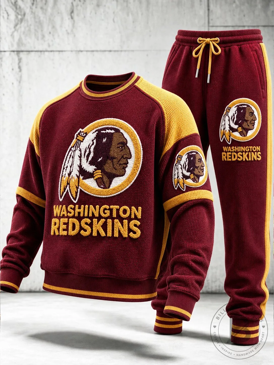 Washington Redskins Football Team Logo Crewneck Sweatshirt and Jogger Pants Set